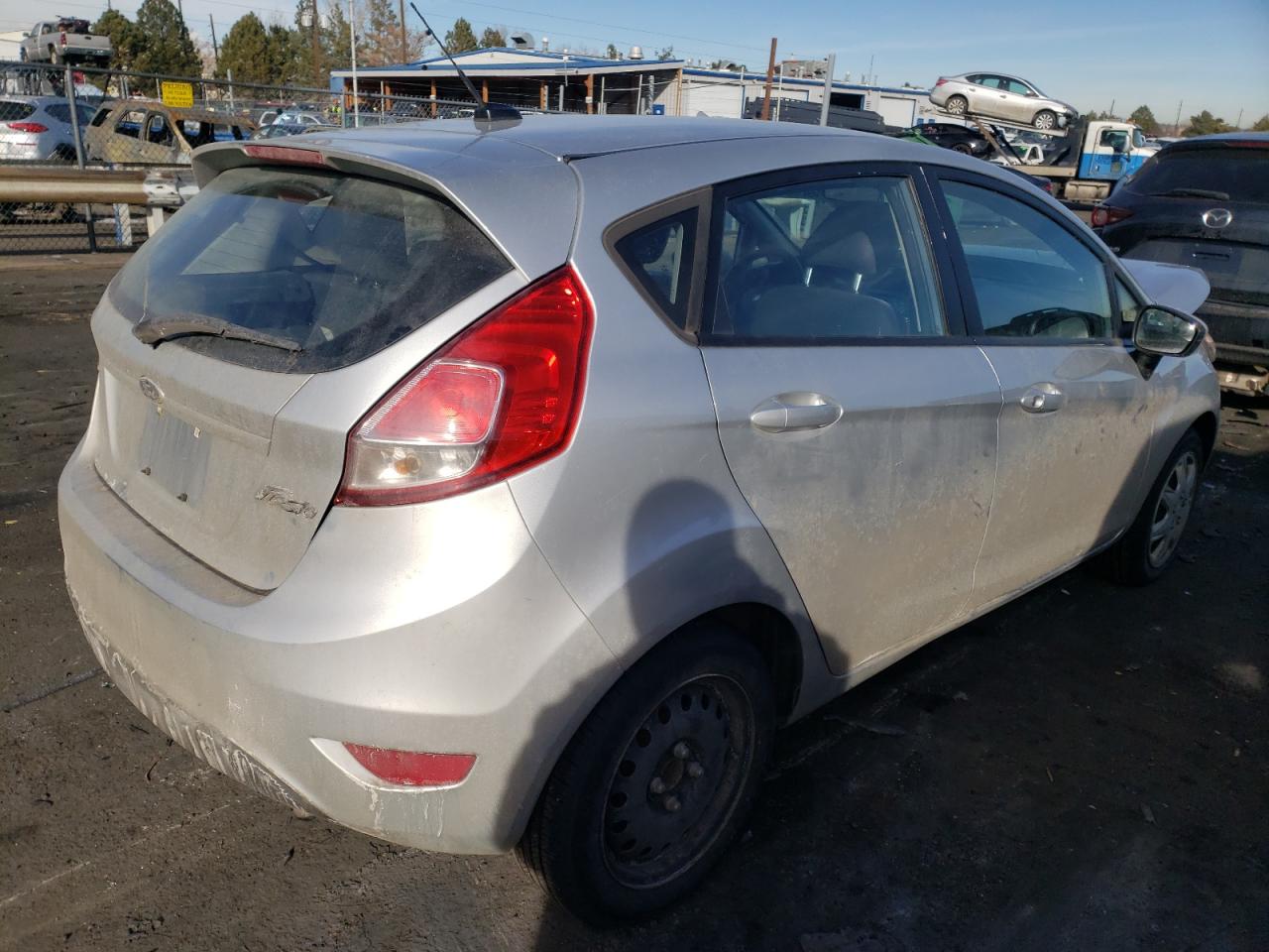 Photo 4 from auction – 2014 FORD FIESTA S with VIN 3FADP4TJ4EM150597