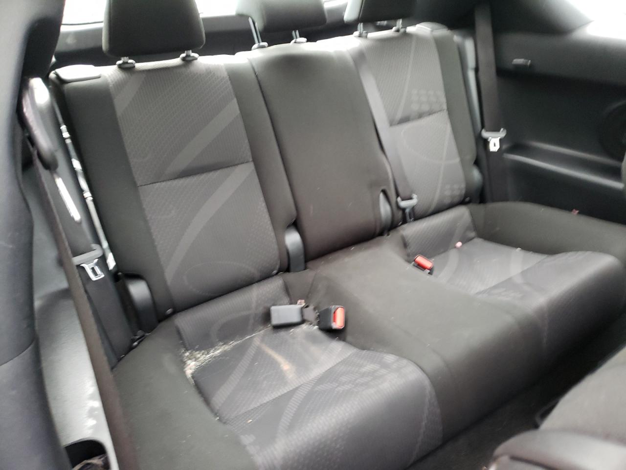 Photo 6 from auction – 2012 TOYOTA SCION TC with VIN JTKJF5C76C3038157