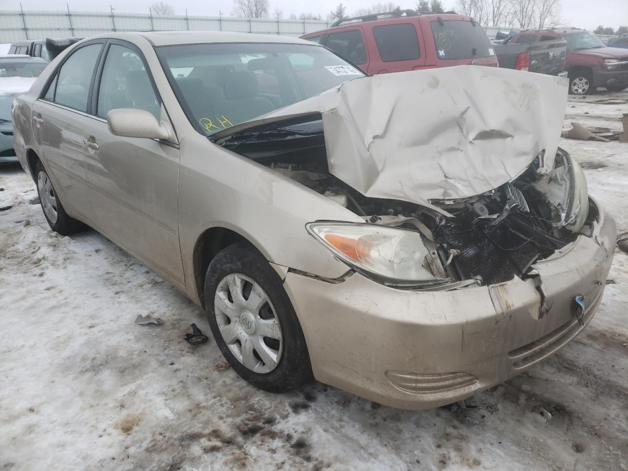 TOYOTA CAMRY LE 2004 with VIN 4T1BE32K54U940458 - Photo from auction