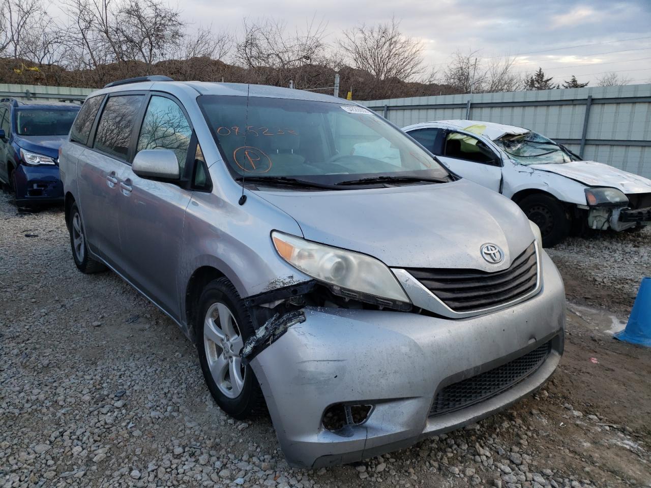 TOYOTA SIENNA LE 2011 with VIN 5TDKK3DC3BS085232 - Photo from auction