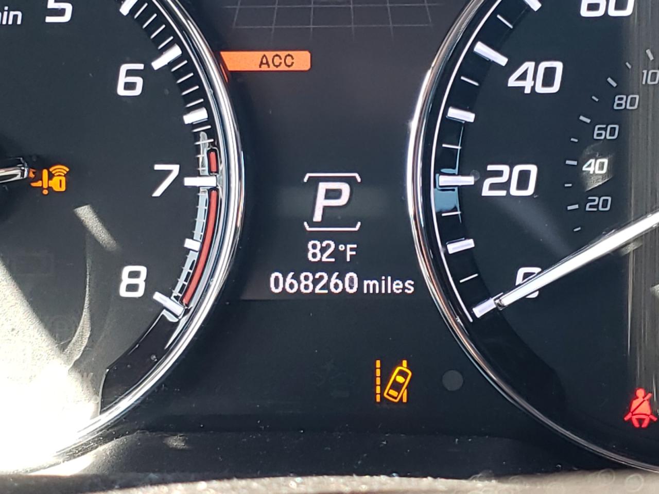 Photo 8 from auction – 2016 ACURA RLX TECH with VIN JH4KC1F57GC001209