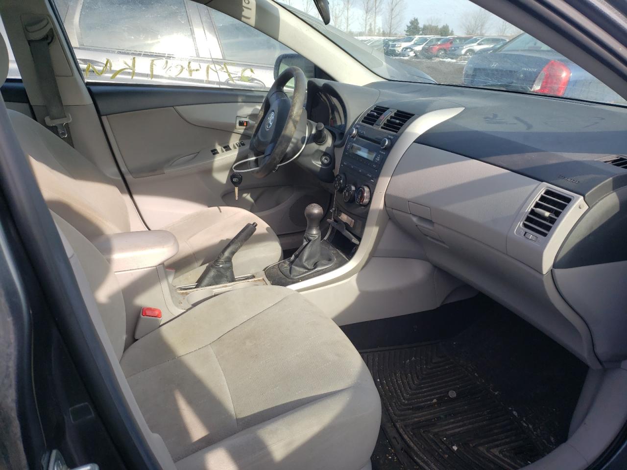 Photo 5 from auction – 2011 TOYOTA COROLLA BA with VIN 2T1BU4EE3BC746184