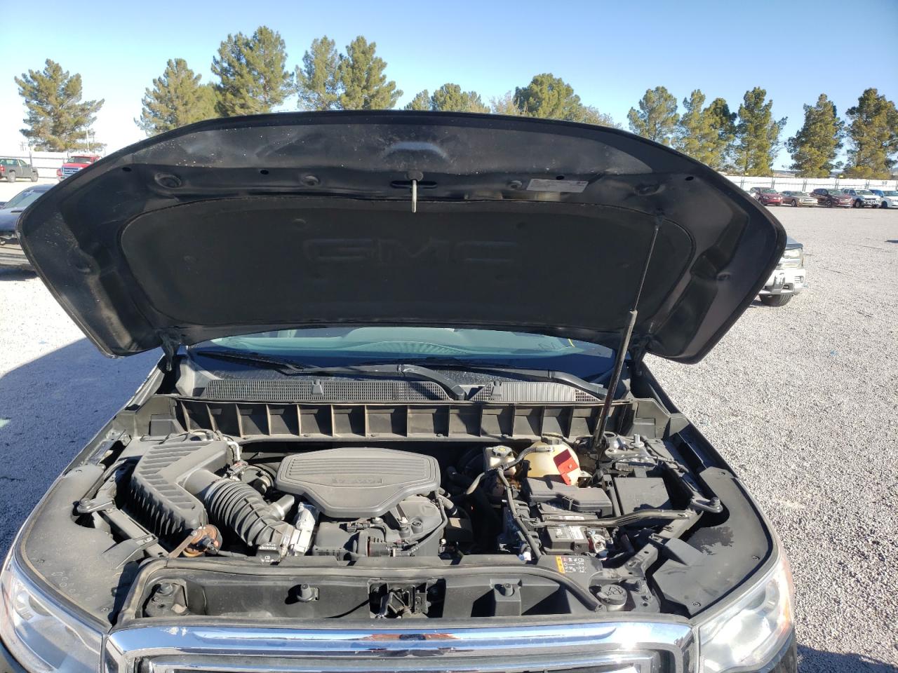 Photo 7 from auction – 2018 GMC ACADIA SLT with VIN 1GKKNULS3JZ151222