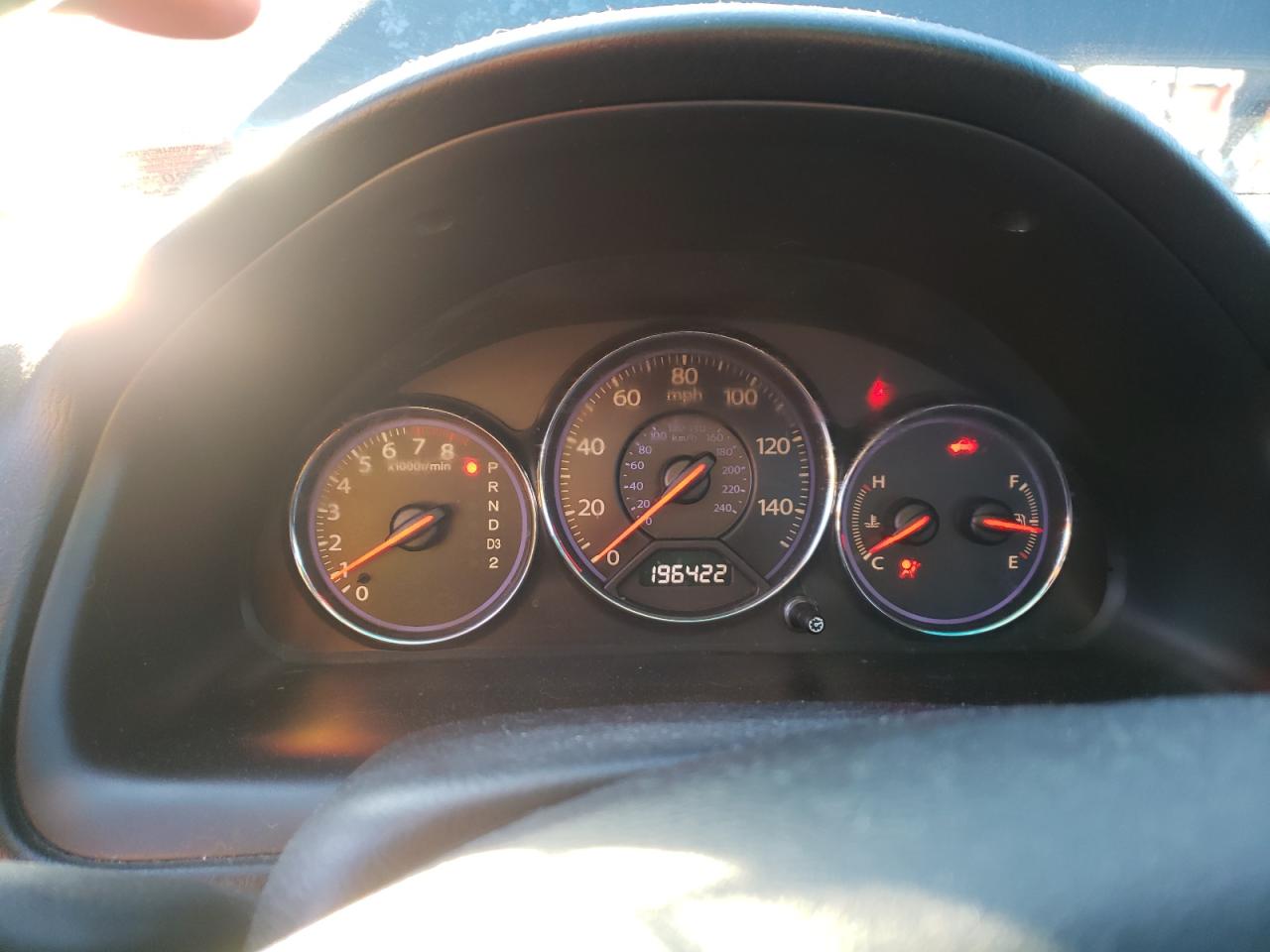 Photo 8 from auction – 2004 HONDA CIVIC with VIN 2HGES26724H581245
