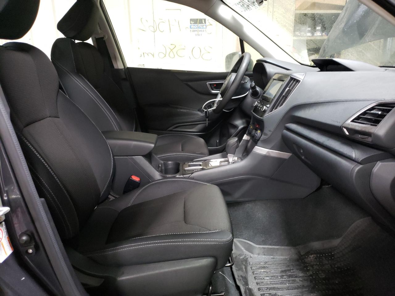 Photo 5 from auction – 2019 SUBARU FORESTER with VIN JF2SKACC9KH447236