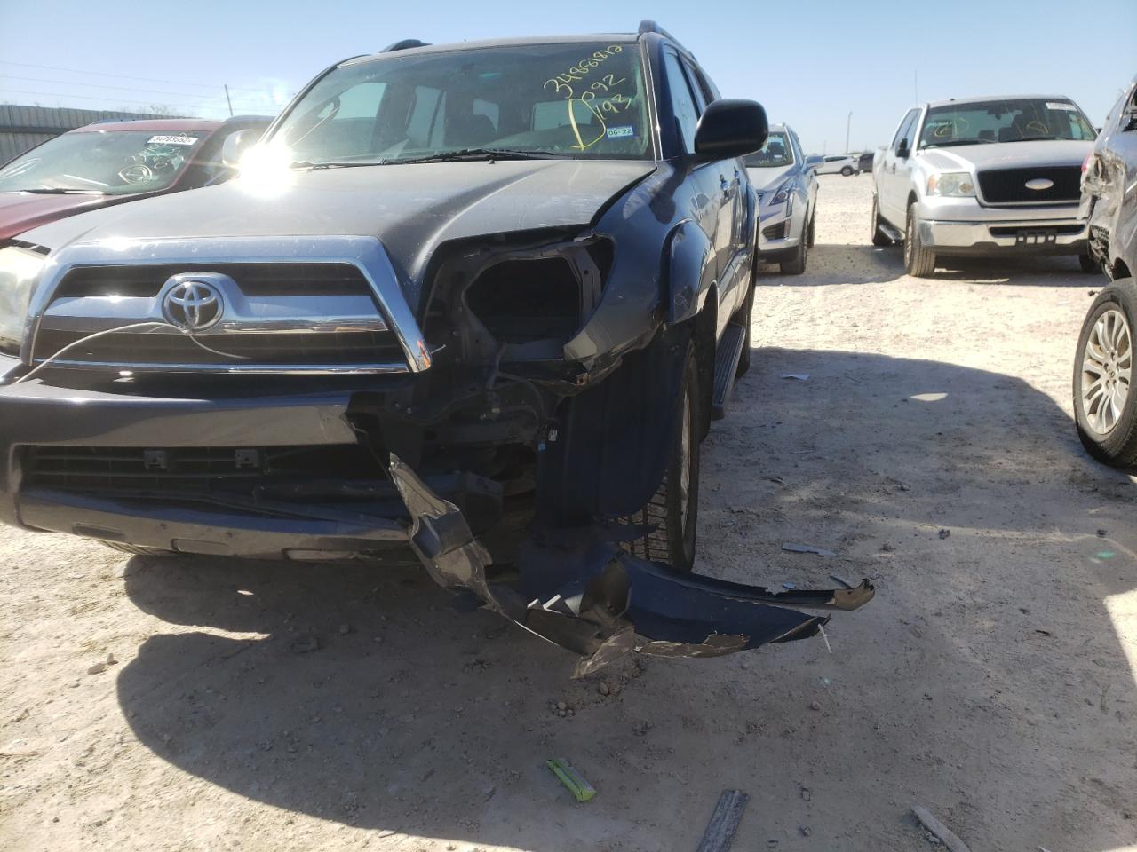 Photo 9 from auction – 2007 TOYOTA 4RUNNER SR with VIN JTEZU14R070092193