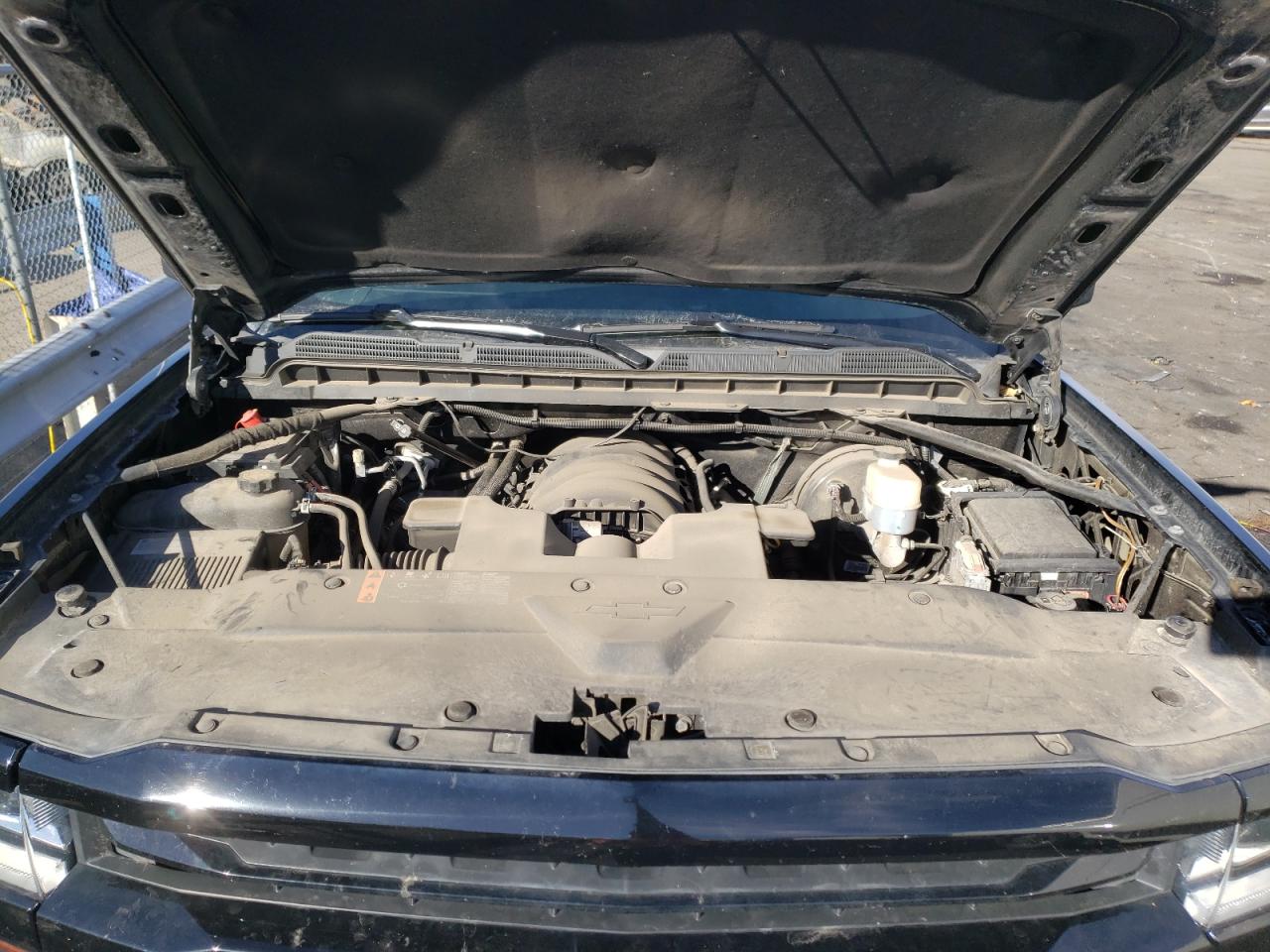 Photo 7 from auction – 2018 CHEVROLET SILVERADO with VIN 3GCUKREC7JG465620