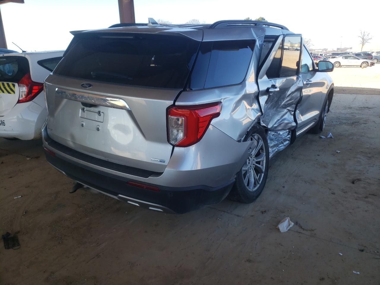 Photo 4 from auction – 2020 FORD EXPLORER X with VIN 1FMSK8DH2LGB40365