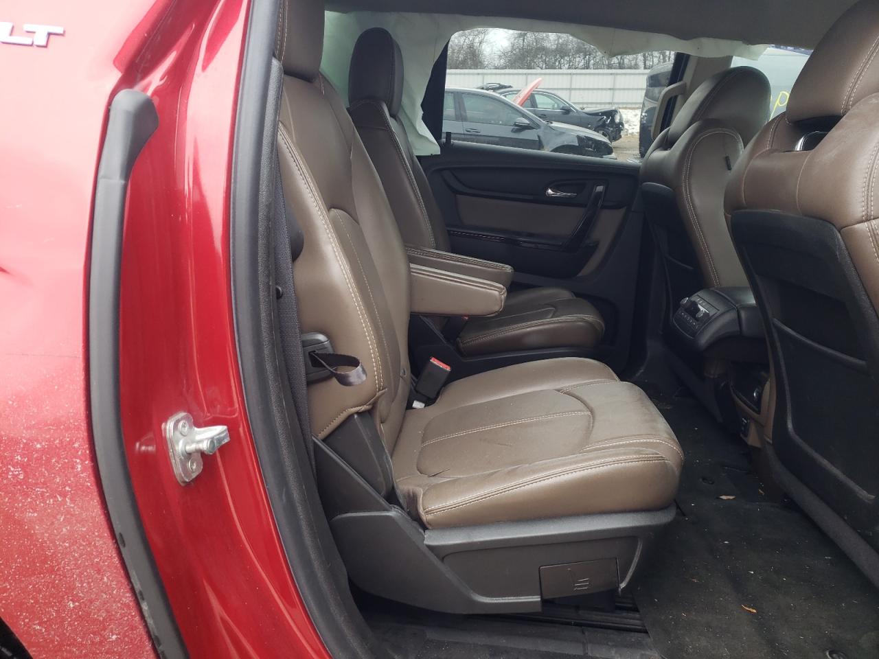 Photo 6 from auction – 2014 GMC ACADIA SLT with VIN 1GKKRRKD5EJ152607