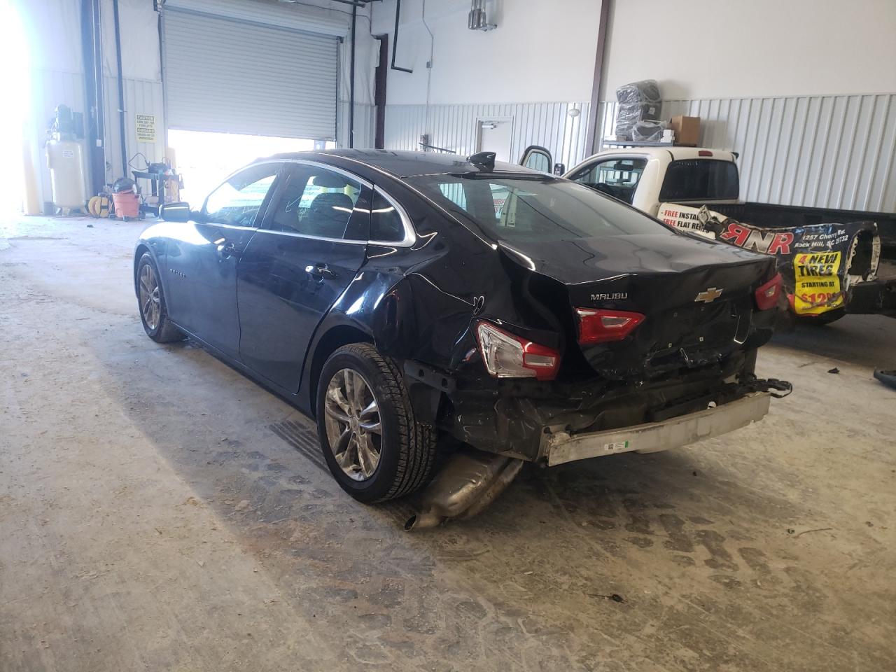 Photo 3 from auction – 2018 CHEVROLET MALIBU LT with VIN 1G1ZD5ST2JF266644