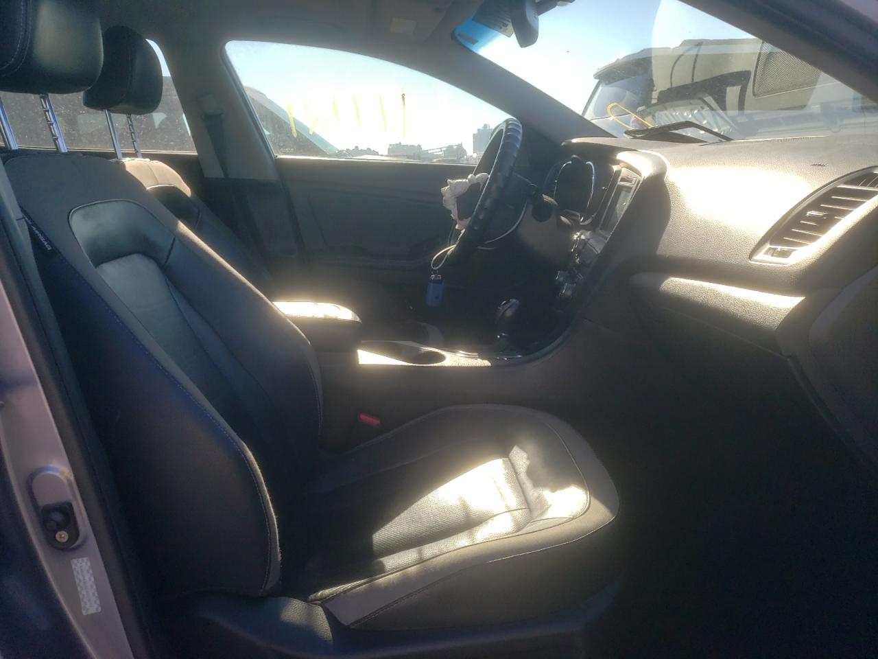 Photo 5 from auction – 2012 KIA OPTIMA HYB with VIN KNAGM4AD6C5013271