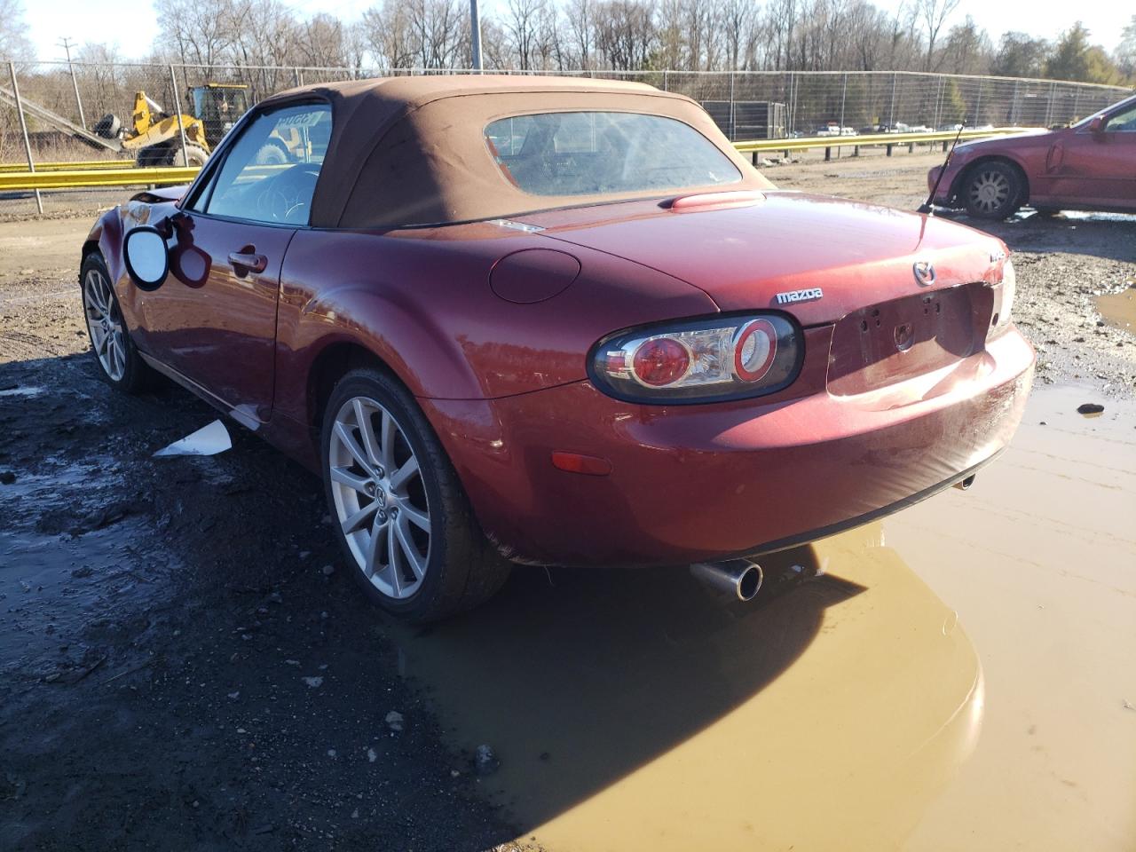 Photo 3 from auction – 2007 MAZDA MX-5 MIATA with VIN JM1NC25FX70135566