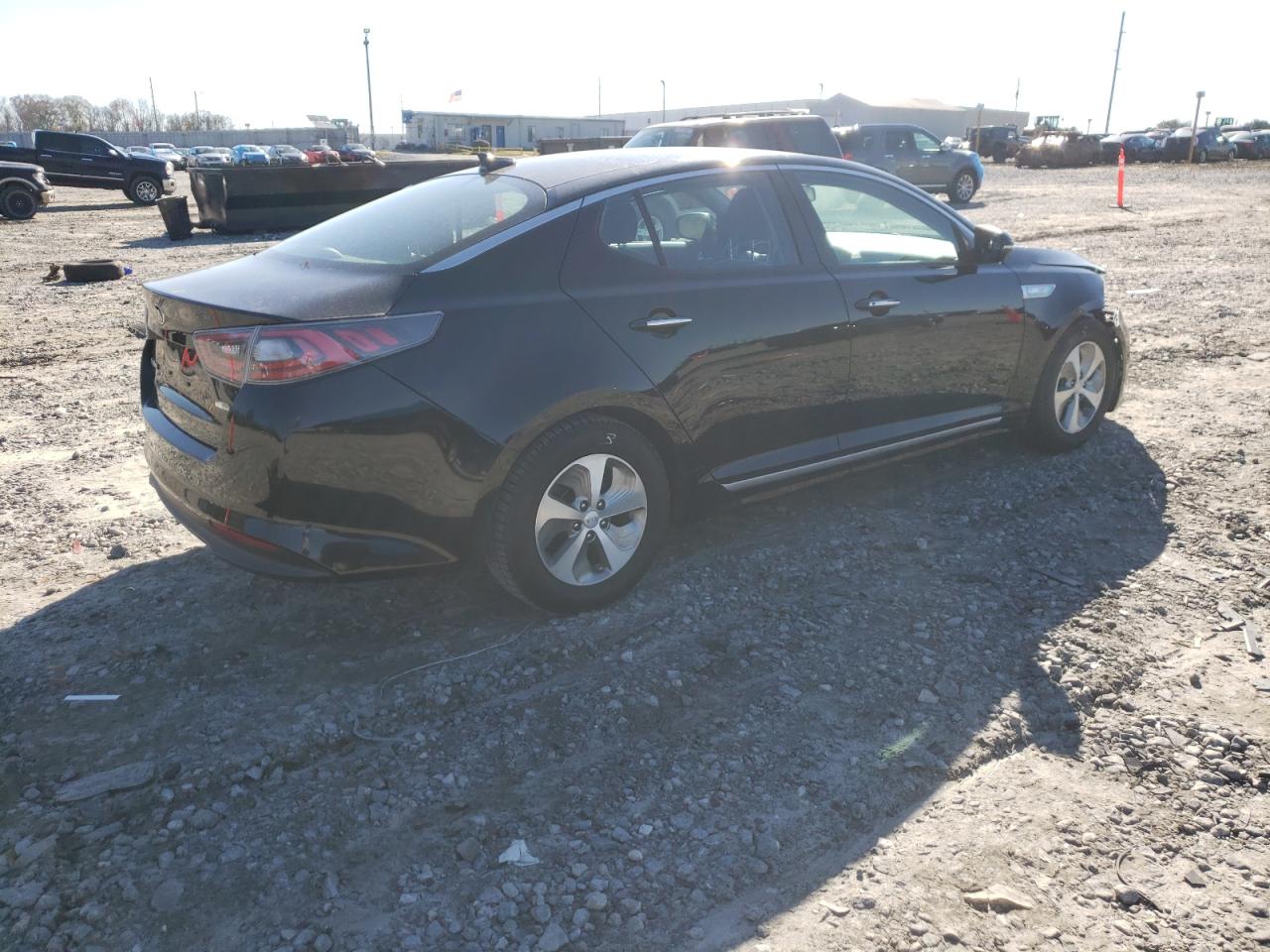 Photo 4 from auction – 2015 KIA OPTIMA HYB with VIN KNAGM4AD0F5090819