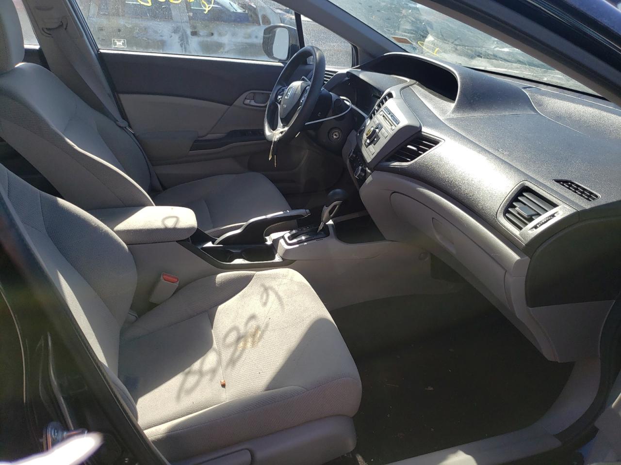 Zdjęcie 5 z aukcji – 2012 HONDA CIVIC LX z VIN 19XFB2F58CE337241