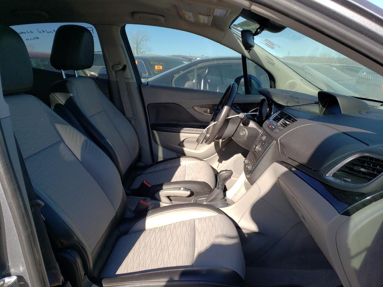 Photo 5 from auction – 2015 BUICK ENCORE with VIN KL4CJASB5FB068753