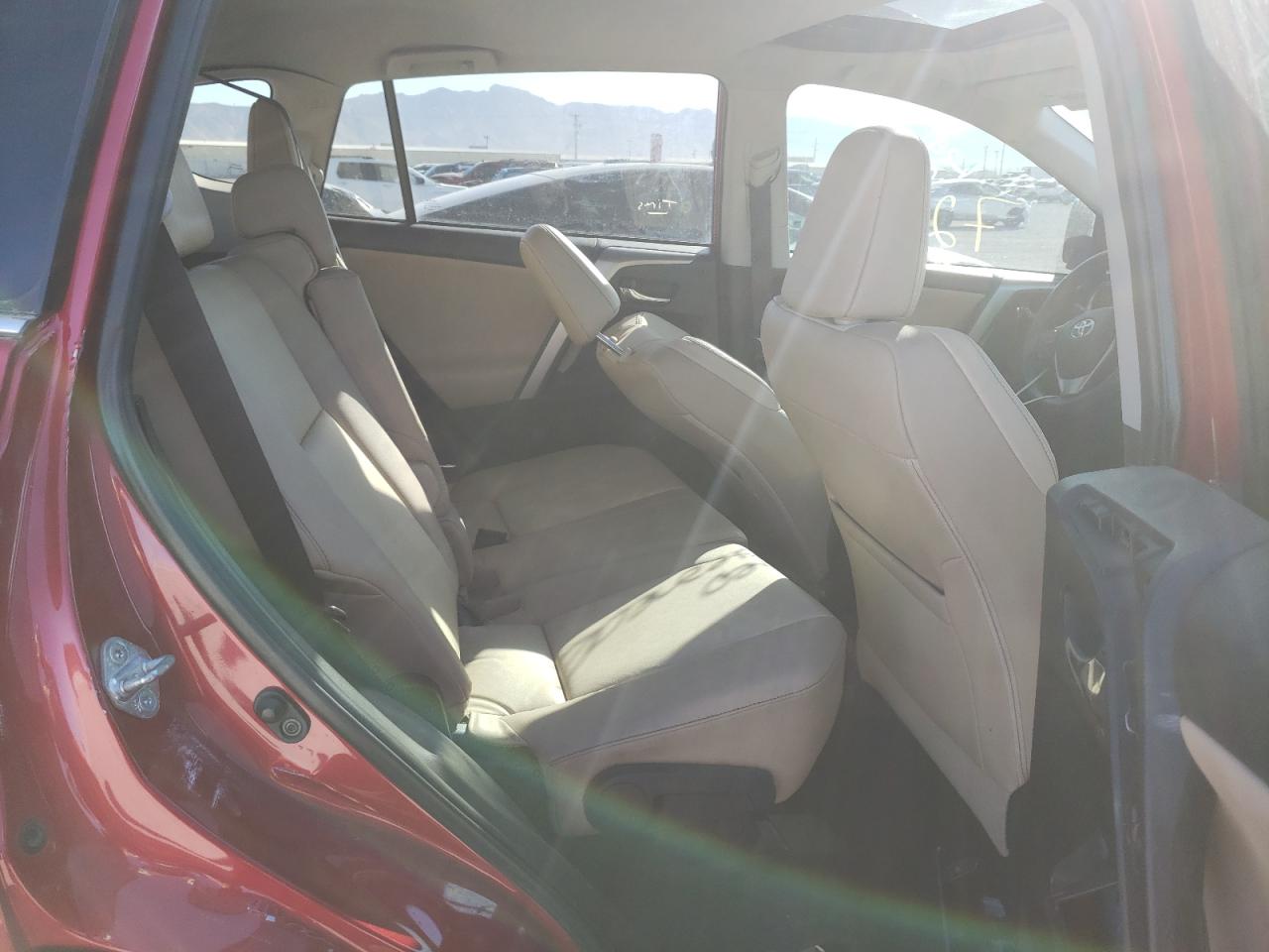 Photo 6 from auction – 2014 TOYOTA RAV4 LIMIT with VIN 2T3YFREV6EW103565