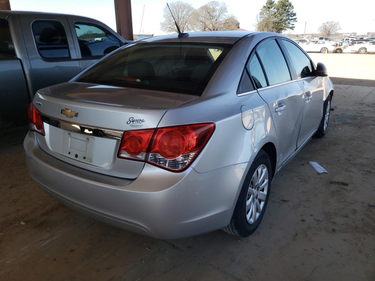 Photo 4 from auction – 2011 CHEVROLET CRUZE LS with VIN 1G1PC5SH3B7177196