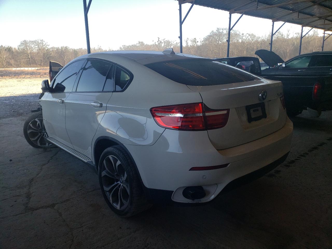 Photo 3 from auction – 2014 BMW X6 XDRIVE3 with VIN 5UXFG2C57E0H09803