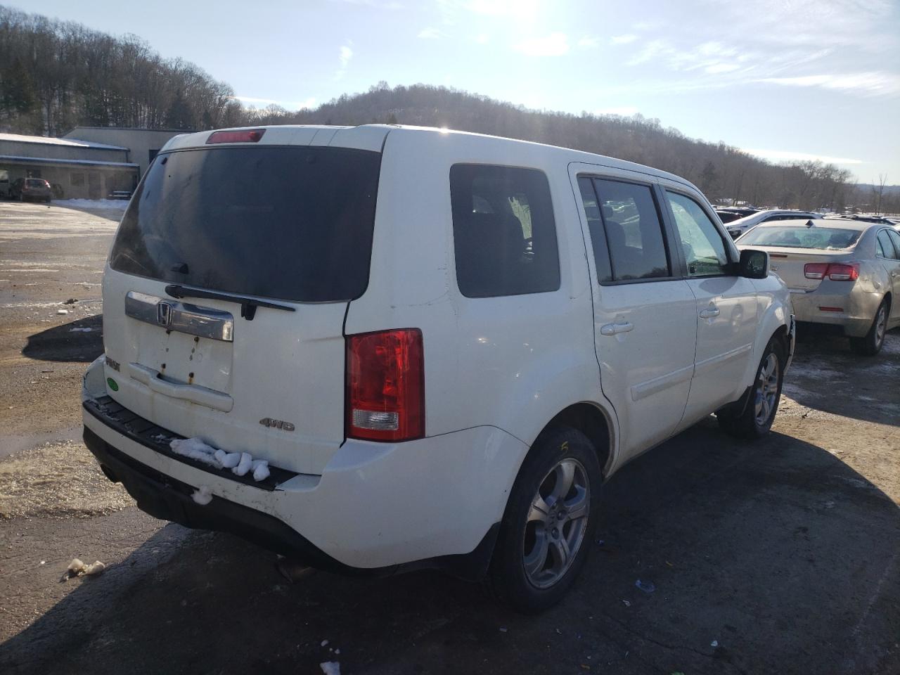 Photo 4 from auction – 2014 HONDA PILOT EXL with VIN 5FNYF4H5XEB055542
