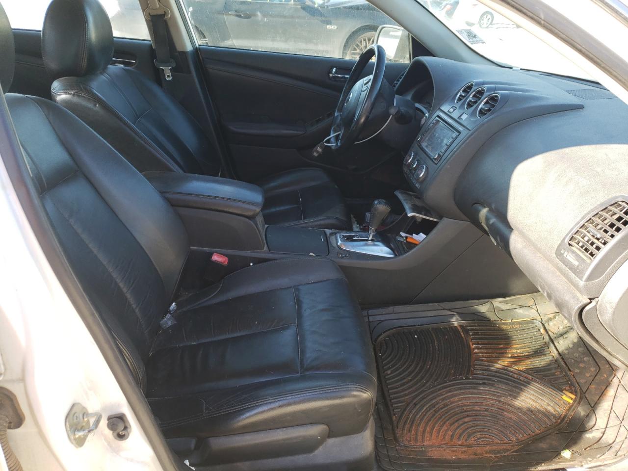 Photo 5 from auction – 2012 NISSAN ALTIMA SR with VIN 1N4BL2APXCN536569