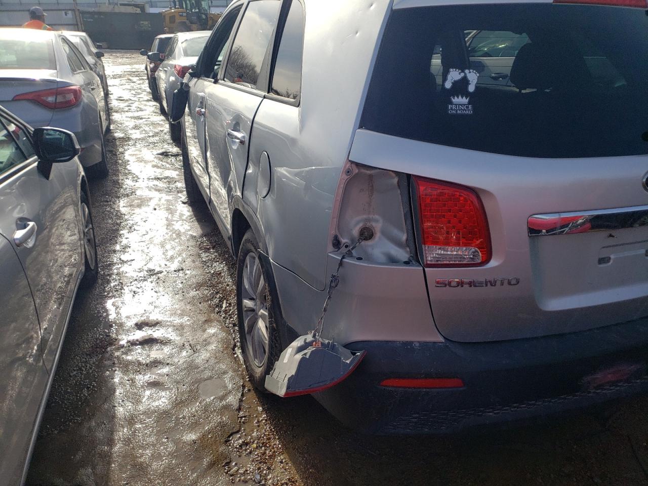 Photo 3 from auction – 2011 KIA SORENTO BA with VIN 5XYKT4A28BG045563