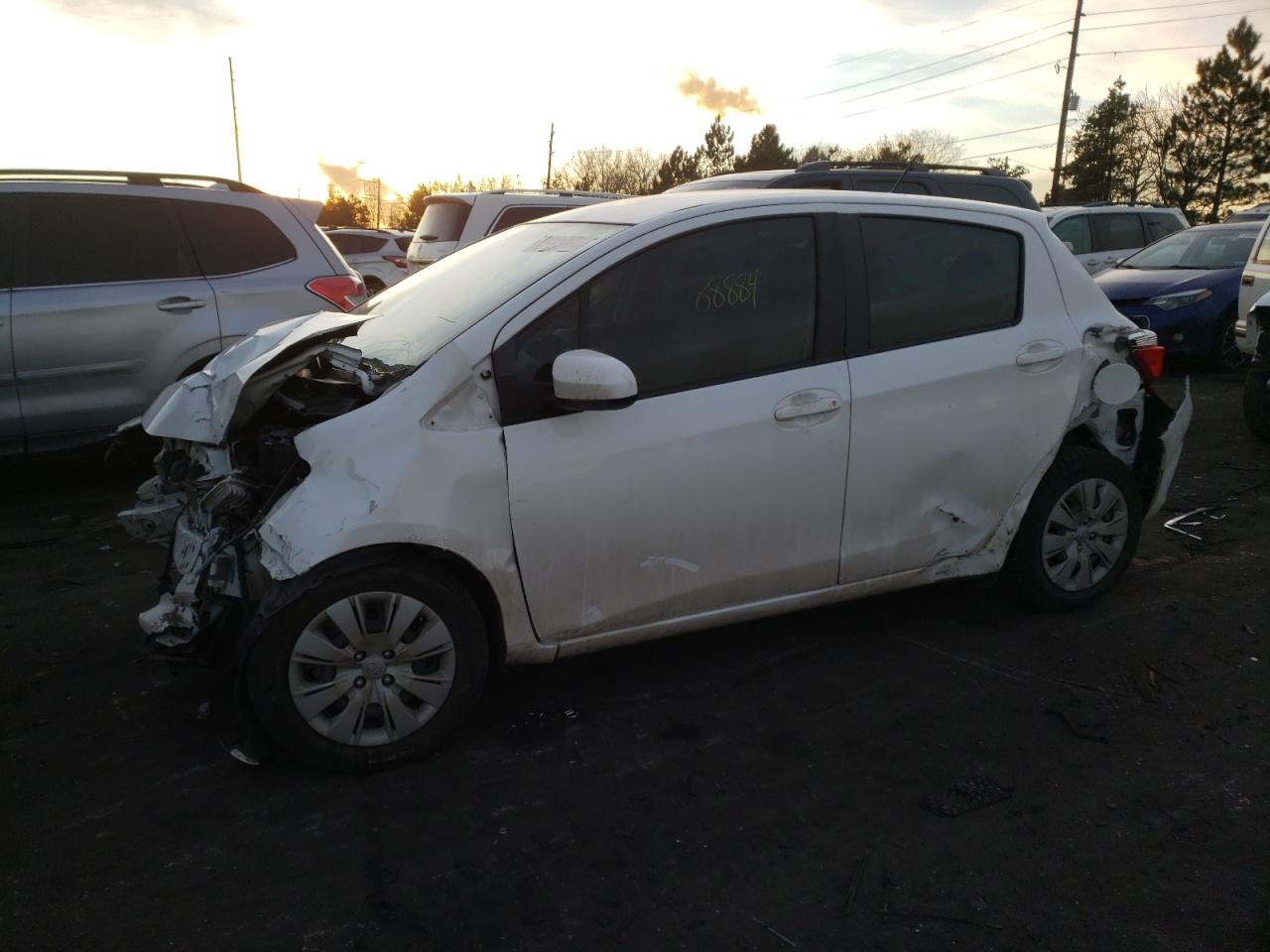Photo 9 from auction – 2013 TOYOTA YARIS with VIN JTDKTUD33DD548097