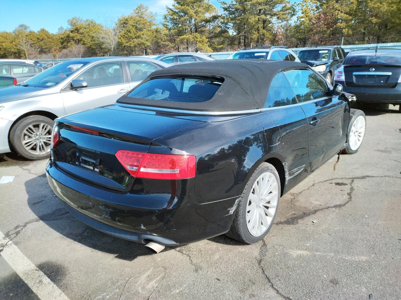 Photo 4 from auction – 2011 AUDI A5 PREMIUM with VIN WAULFAFHXBN009175
