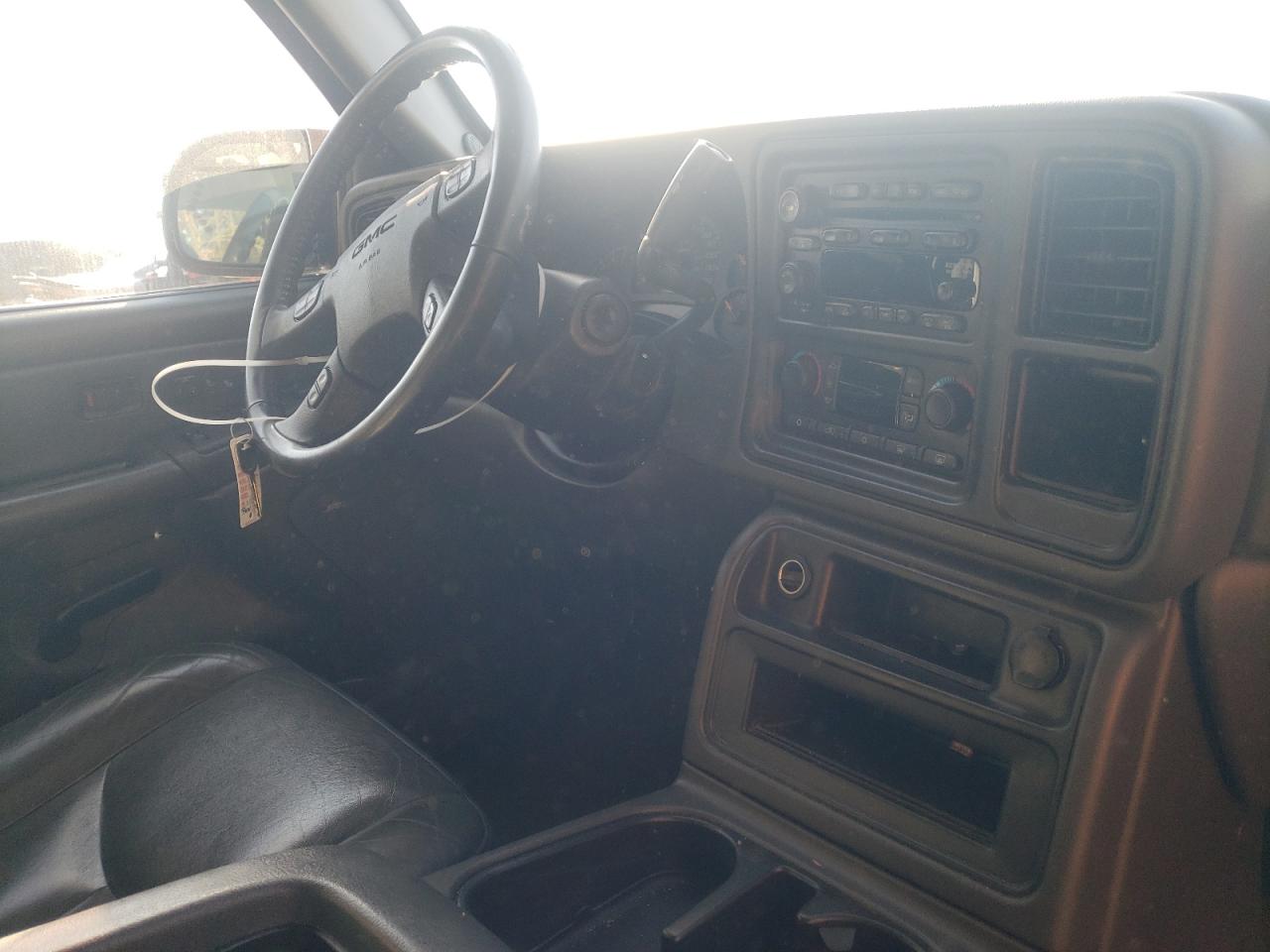 Photo 9 from auction – 2005 GMC NEW SIERRA with VIN 1GTEK19B05Z315183