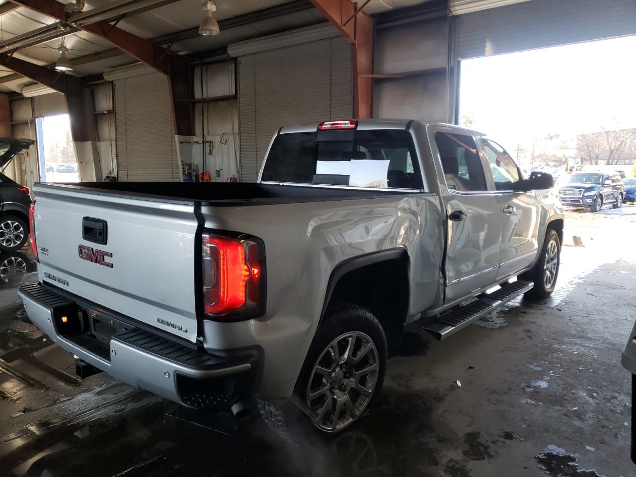 Photo 4 from auction – 2018 GMC SIERRA K15 with VIN 3GTU2PEJXJG545318