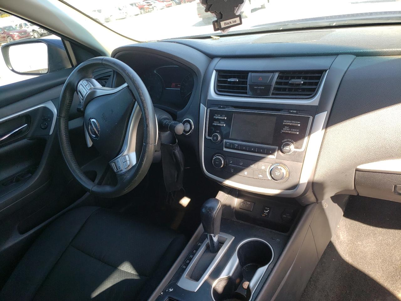 Photo 9 from auction – 2017 NISSAN ALTIMA 2.5 with VIN 1N4AL3AP1HC296879