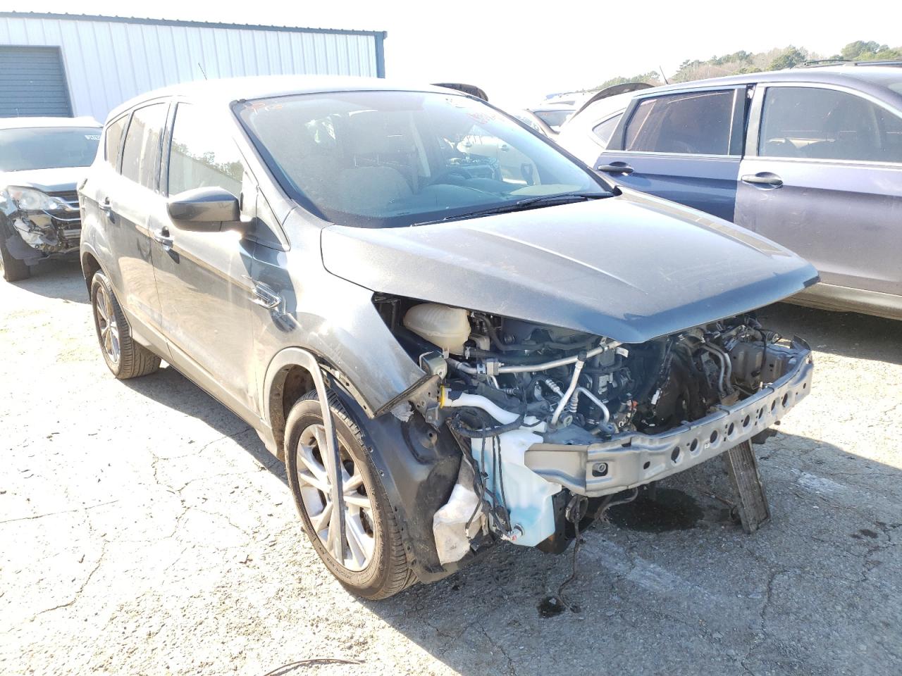 FORD ESCAPE SE 2017 with VIN 1FMCU0G91HUC53124 - Photo from auction