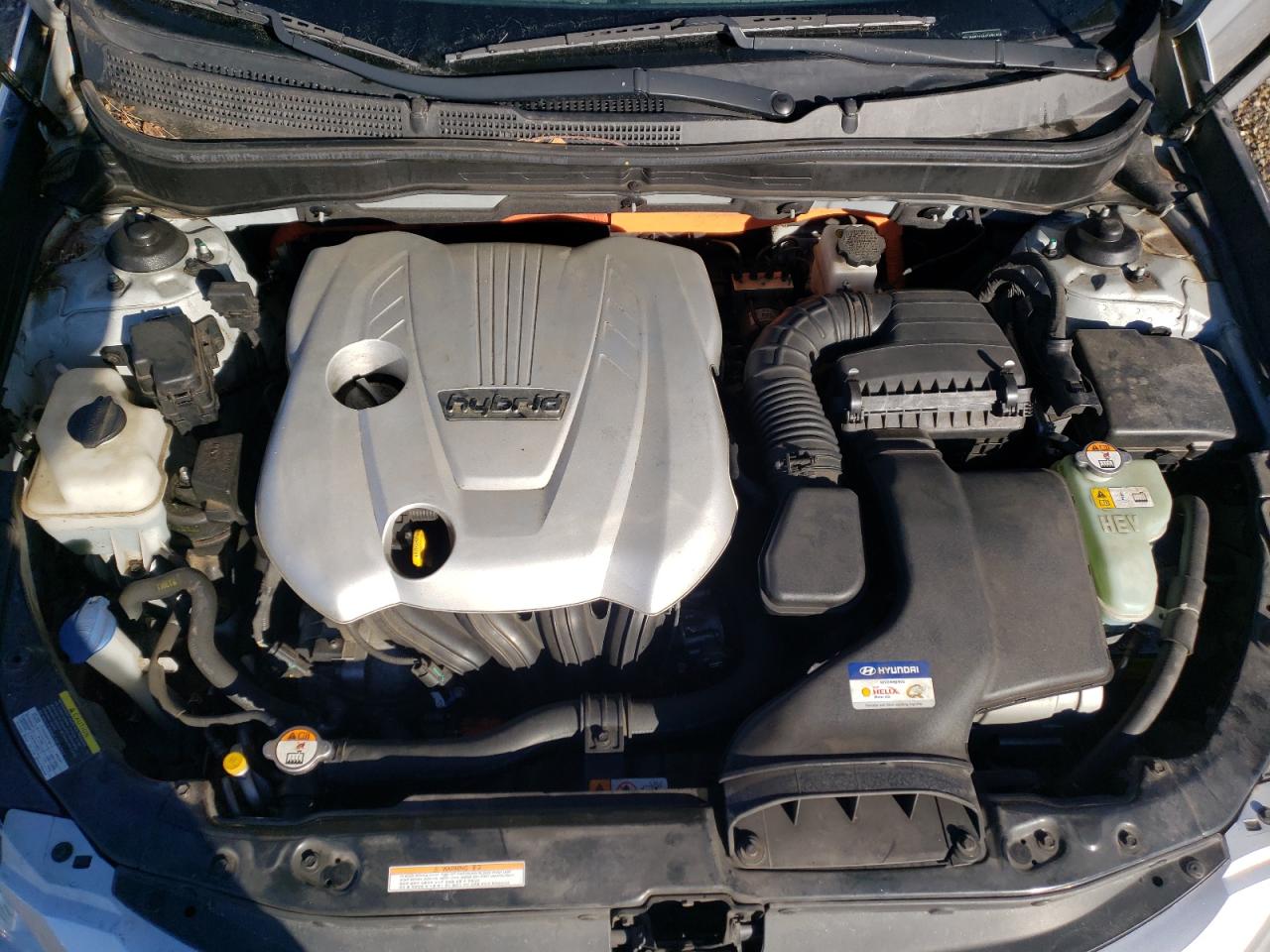 Photo 7 from auction – 2012 HYUNDAI SONATA HYB with VIN KMHEC4A44CA061934