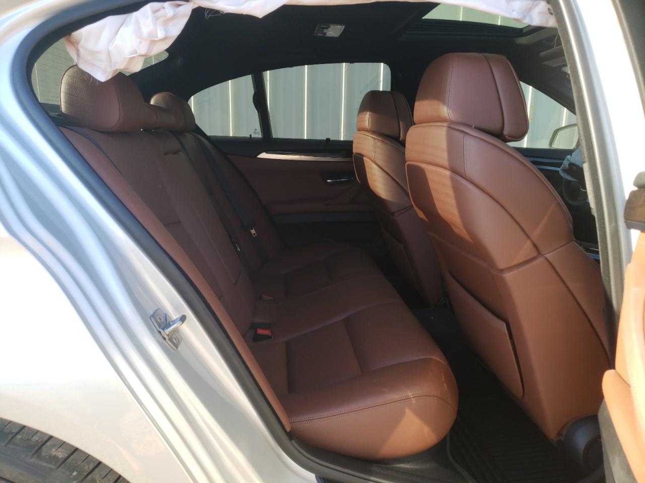 Фото 6 с аукциона – 2012 BMW 528 I с VIN WBAXG5C53CC593948