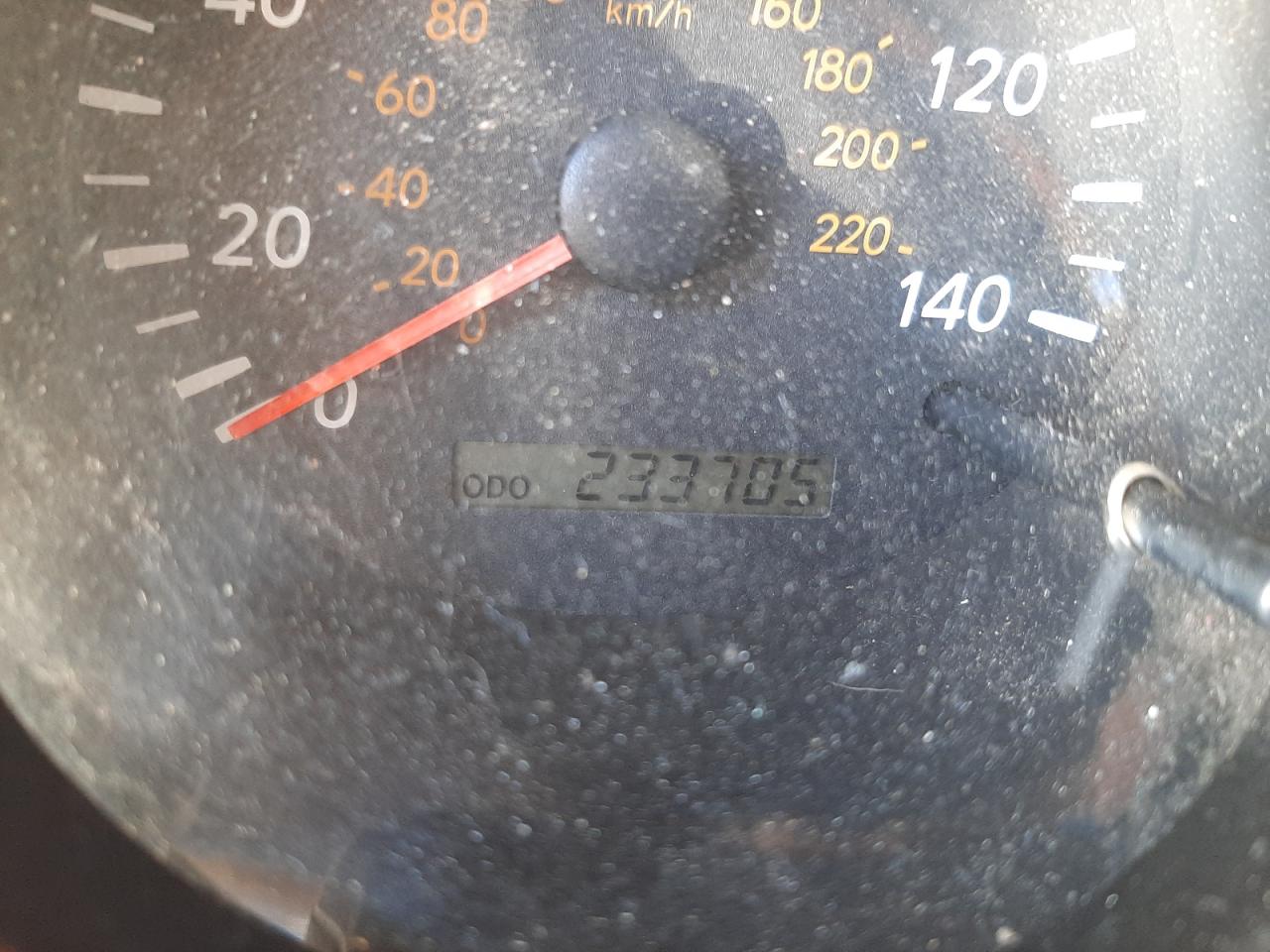 Foto 8 de la subasta – 2004 TOYOTA HIGHLANDER con VIN JTEDP21A840017968
