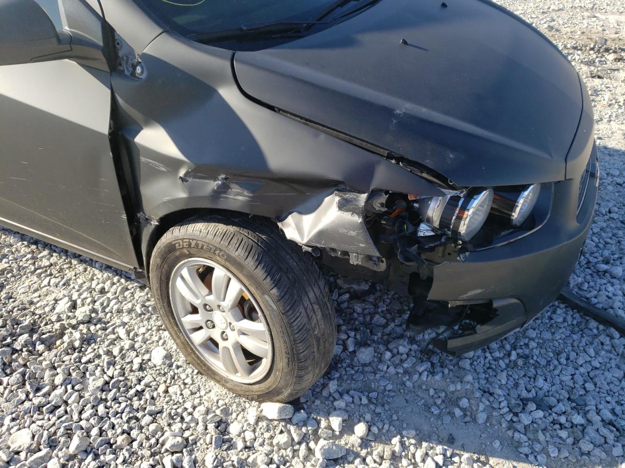 Photo 9 from auction – 2016 CHEVROLET SONIC LT with VIN 1G1JC5SH2G4130126