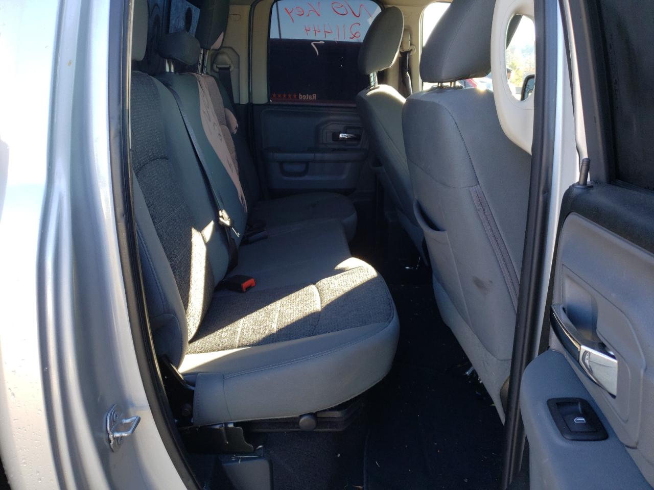 Photo 6 from auction – 2018 DODGE RAM 1500 with VIN 1C6RR6GTXJS105013