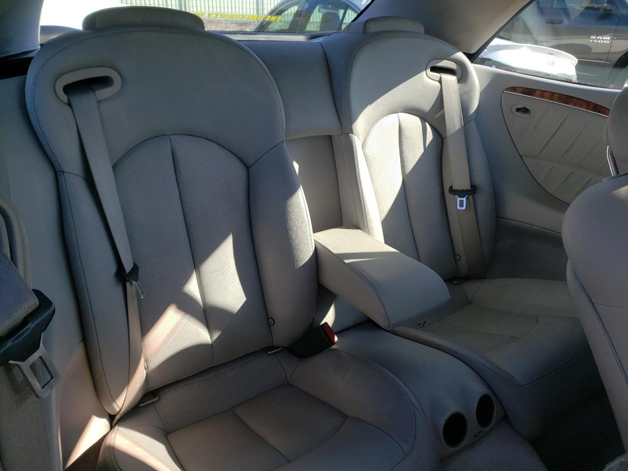 Photo 6 from auction – 2005 MERCEDES-BENZ CLK with VIN WDBTK75JX5F136334