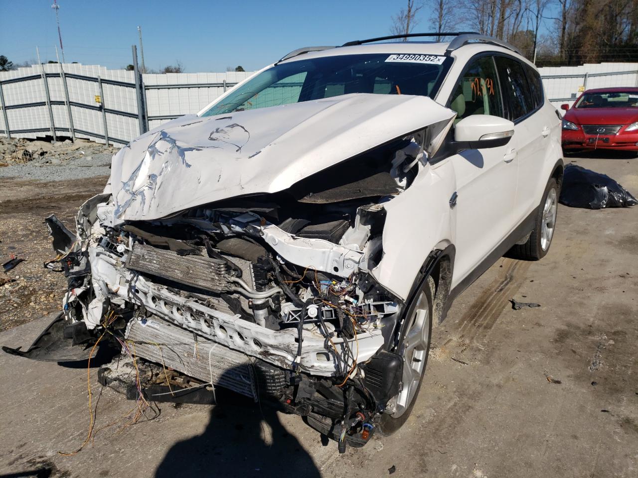 Photo 2 from auction – 2018 FORD ESCAPE TIT with VIN 1FMCU0J99JUA66518