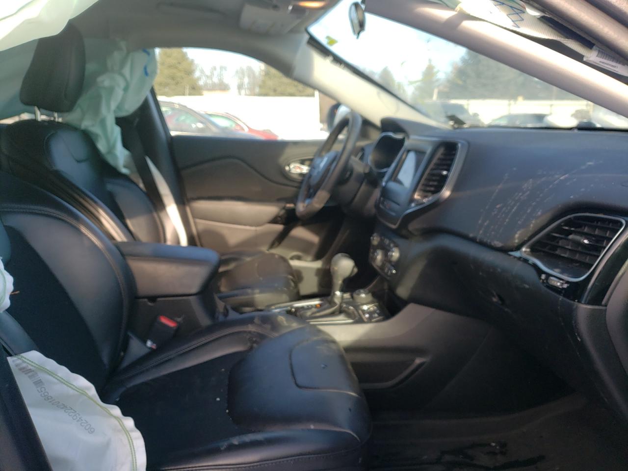 Photo 5 from auction – 2019 JEEP CHEROKEE L with VIN 1C4PJMLB5KD321818