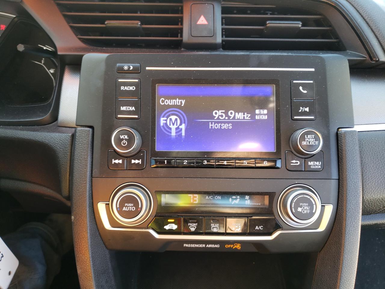 Photo 9 from auction – 2017 HONDA CIVIC LX with VIN 19XFC2F52HE008975