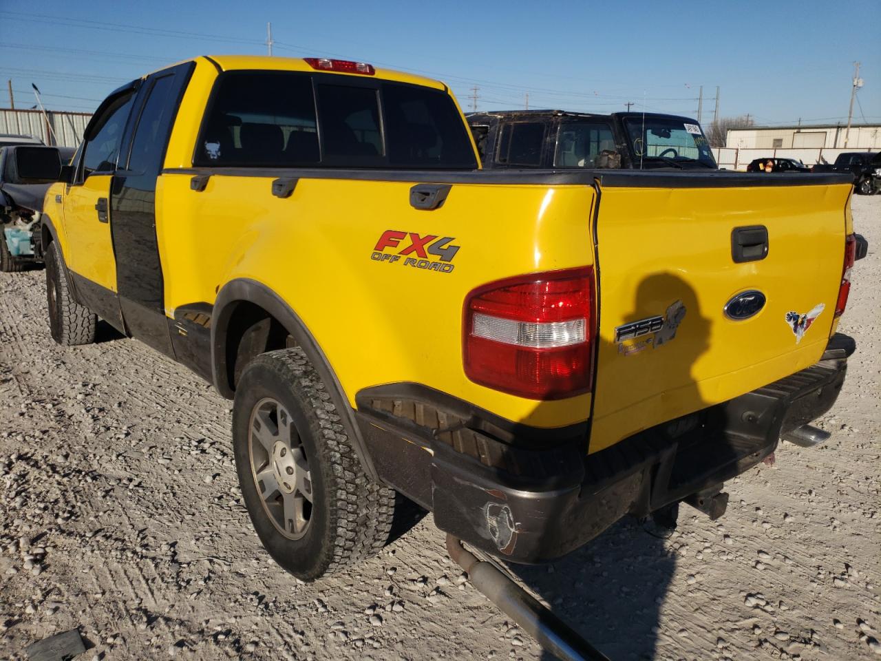 Photo 3 from auction – 2004 FORD F150 with VIN 1FTPX04564KA02927