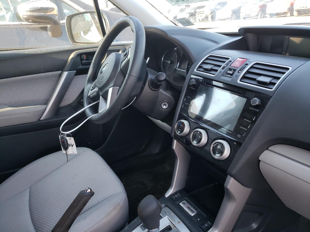 Photo 9 from auction – 2017 SUBARU FORESTER 2 with VIN JF2SJAGC4HH595090