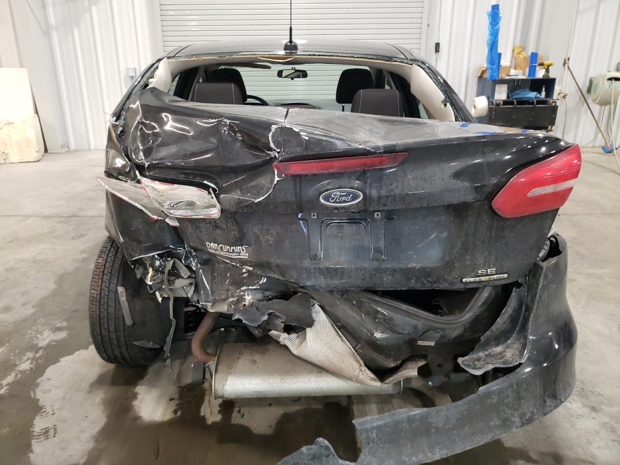 Photo 9 from auction – 2015 FORD FOCUS SE with VIN 1FADP3F24FL270918