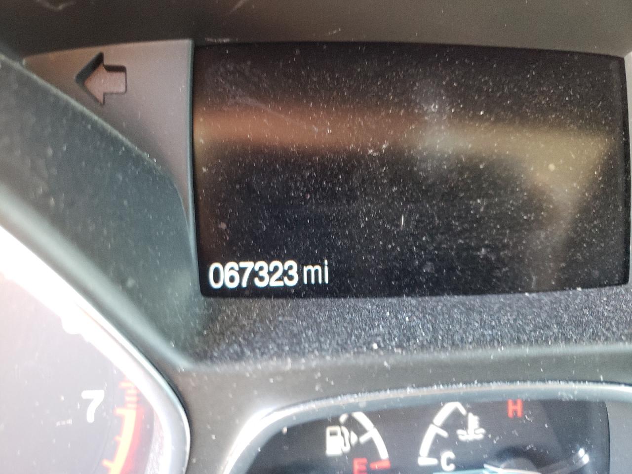 Photo 8 from auction – 2017 FORD ESCAPE SE with VIN 1FMCU0GD0HUE38642