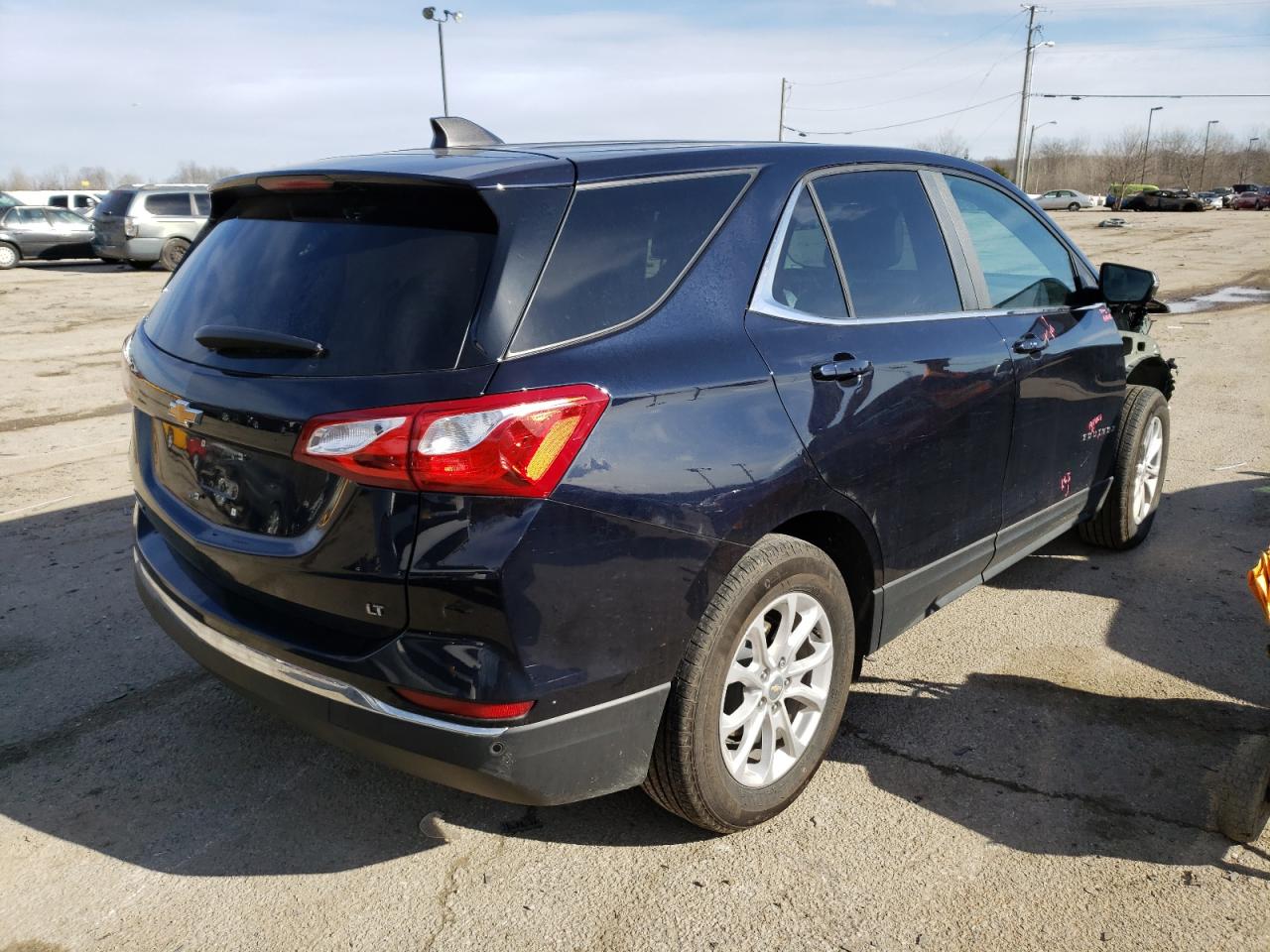 Photo 4 from auction – 2021 CHEVROLET EQUINOX LT with VIN 3GNAXKEV3MS148729