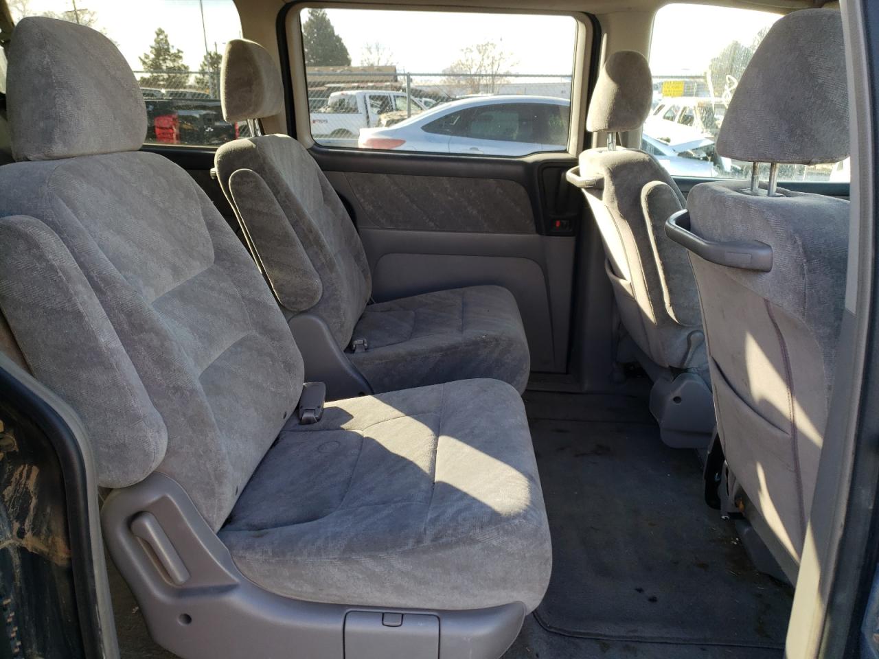 Photo 6 from auction – 2003 HONDA ODYSSEY EX with VIN 5FNRL186X3B059477