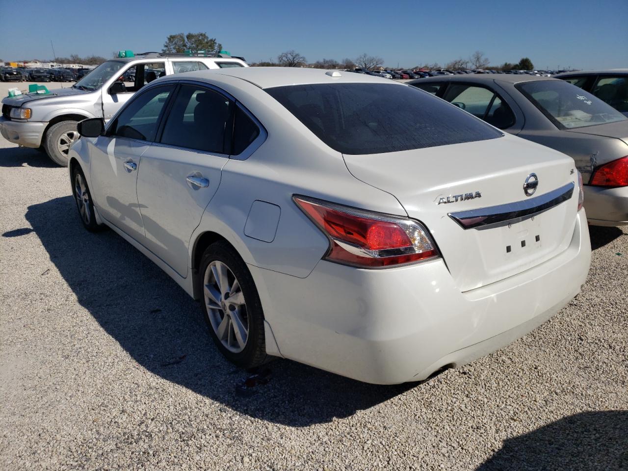 Photo 3 from auction – 2015 NISSAN ALTIMA 2.5 with VIN 1N4AL3AP9FC163784