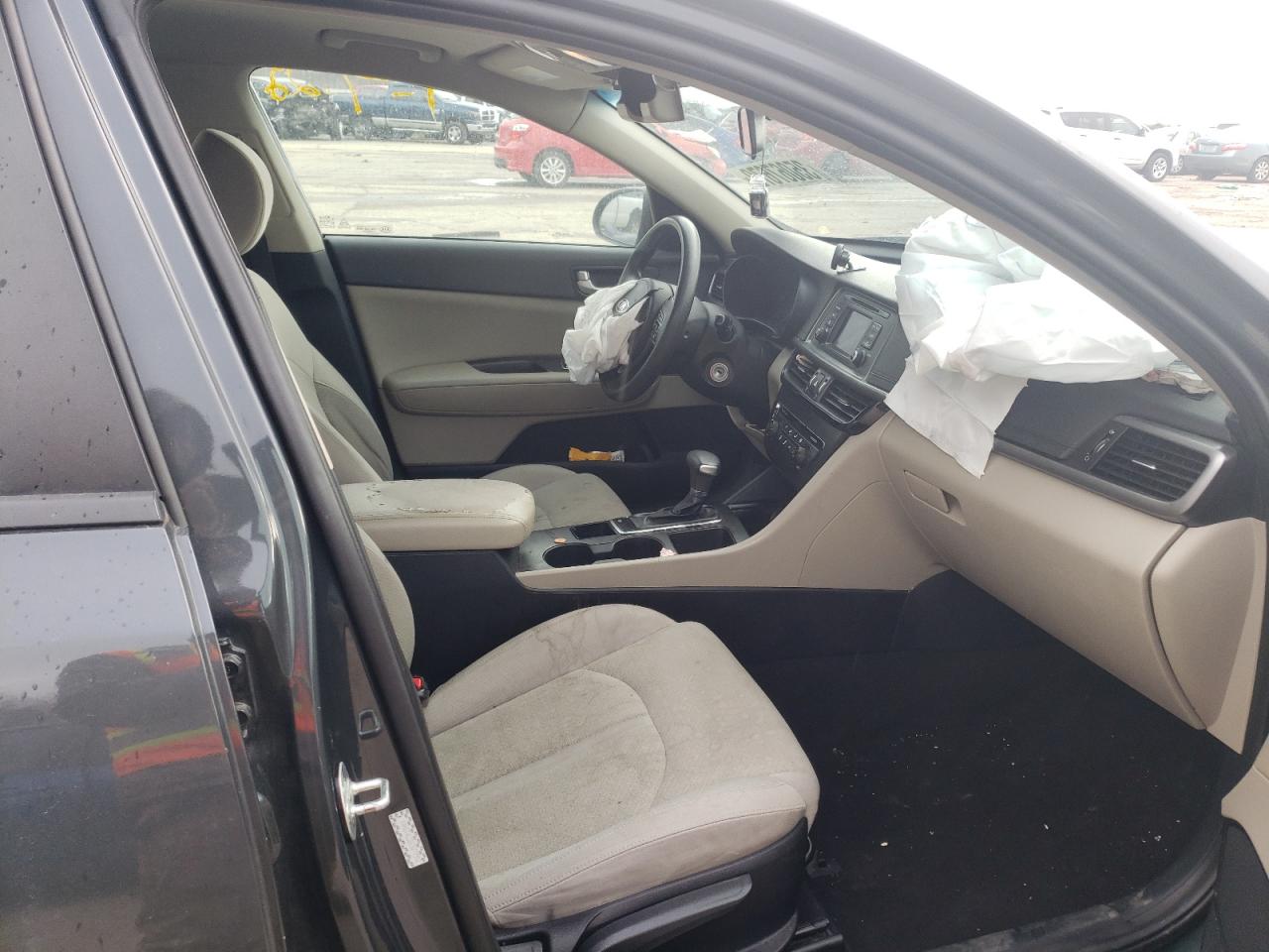 Photo 5 from auction – 2016 KIA OPTIMA LX with VIN KNAGT4L38G5079592