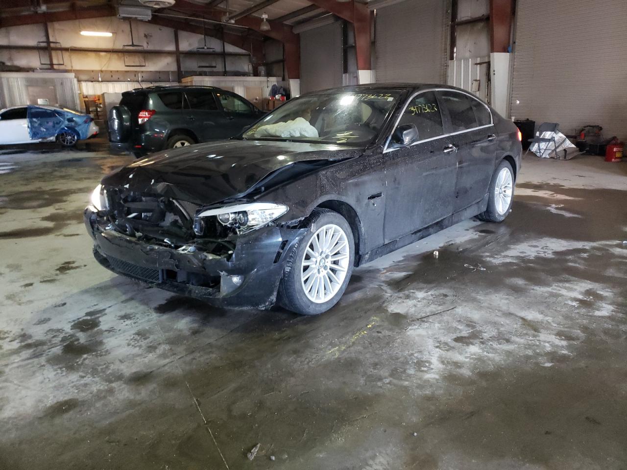 Photo 2 from auction – 2013 BMW 535 XI with VIN WBAFU7C53DDU70484