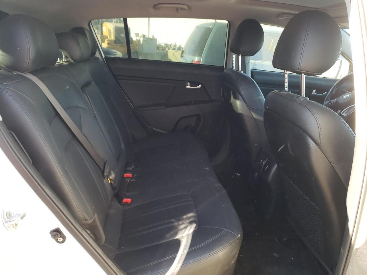 Photo 6 from auction – 2015 KIA SPORTAGE E with VIN KNDPC3A69F7790974